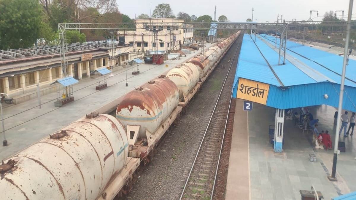 Rail service could not be restored on Bilaspur-Katni railway line even on second day, trains are being run on changed route