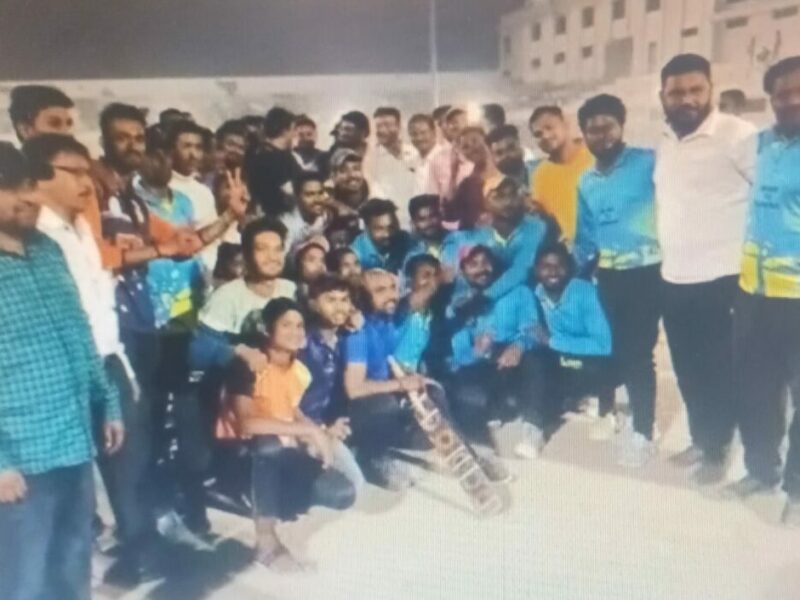 Mayor Trophy Cricket Tournament Case - जीत की नगद राशि नहीं मिली तो टीम ने कहा…2 लाख रुपये दो, वरना रखो अपना कप