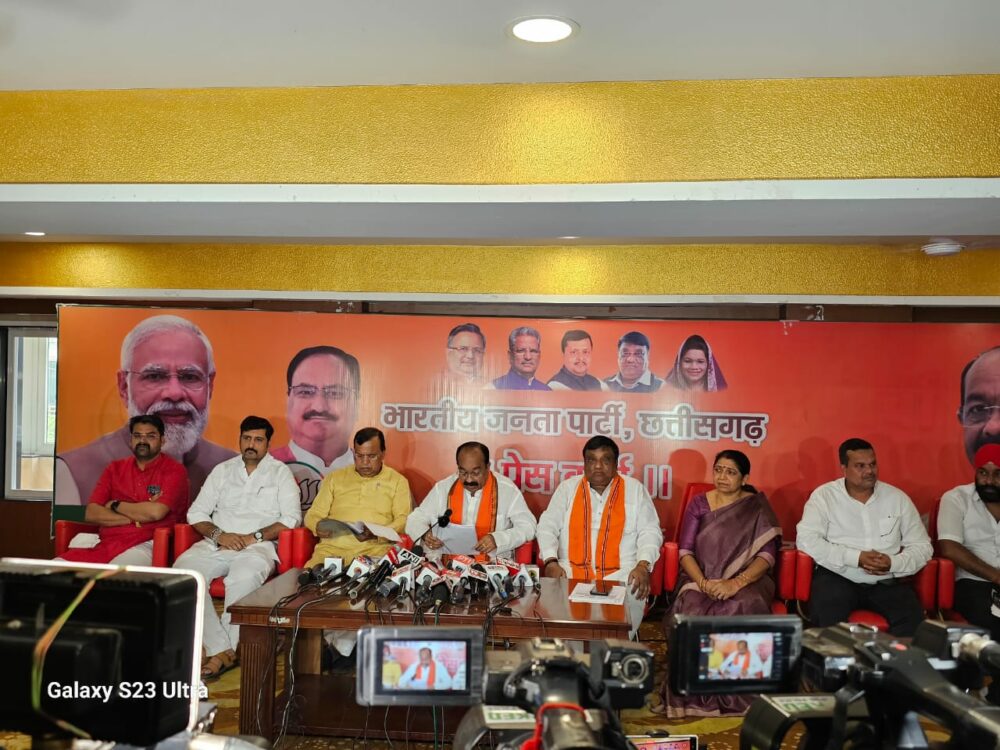 BJP's Mass Contact Campaign Fixed - बीजेपी का महा जनसंपर्क, 30 दिन में 500 सभाएं और 600 प्रेस वार्ता