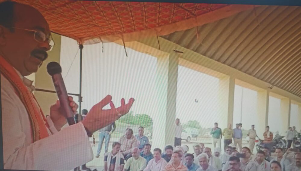 Patwaris Strike - हड़ताली पटवारियों को बीजेपी ने दिया समर्थन