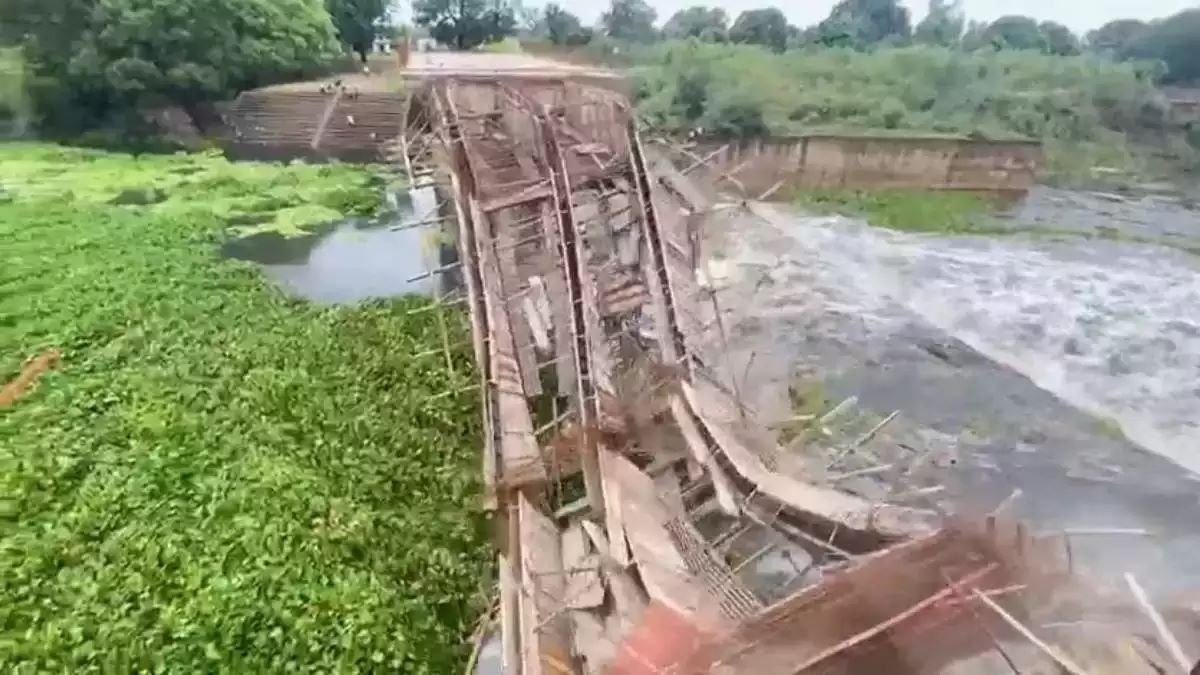BJP's Taunt On Bridge Structure Collapse -पीडब्ल्यूडी मंत्री बंगले की दो बार दिवार गिर गई तो पुल का ढांचा ध्वस्त होना बड़ी बात नहीं
