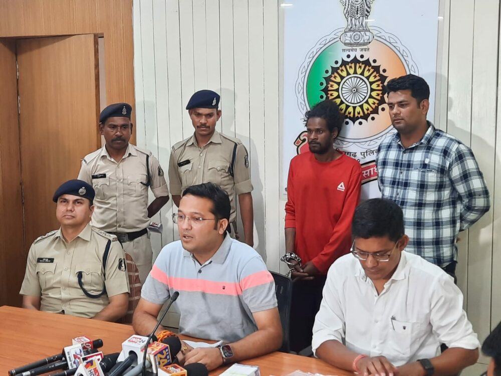 Interstate Accused Of Theft Arrested - गोल्ड, डायमंड, प्लेटिनम की चोरी से ख़रीदा घर, अब गिरफ्तार