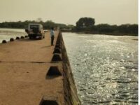 राजधानी को जल संकट से बचाने काठाडीह-मुर्रा एनीकेट निगम ने खुलवाया