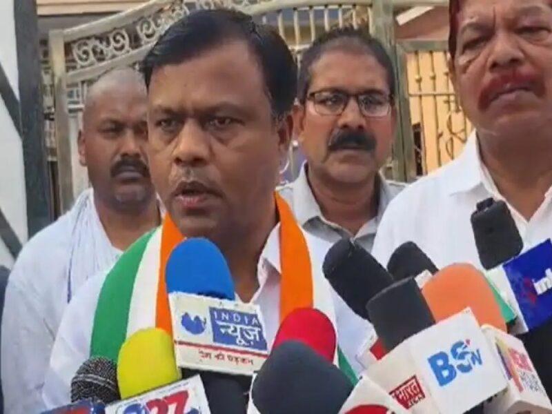 पटवारी सुसाइड मामले की PCC चीफ दीपक बैज ने की उच्च स्तरीय जांच की मांग, कहा – बड़ी मछलियों को बचाते हुए छोटी मछलियों का शिकार कर रही सरकार