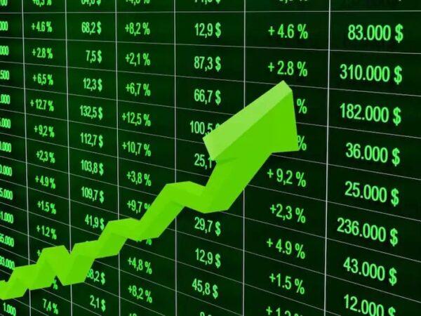 Stock Market : लगातार चौथे दिन शेयर बाजार में हरियाली, सेंसेक्स में आया इतने अंकों का उछाल, जानें निफ्टी का हाल…