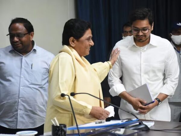 मायावती ने भतीजे आकाश आनंद की BSP में कराई धमाकेदार वापसी, पार्टी में दी बड़ी जिम्मेदारी…
