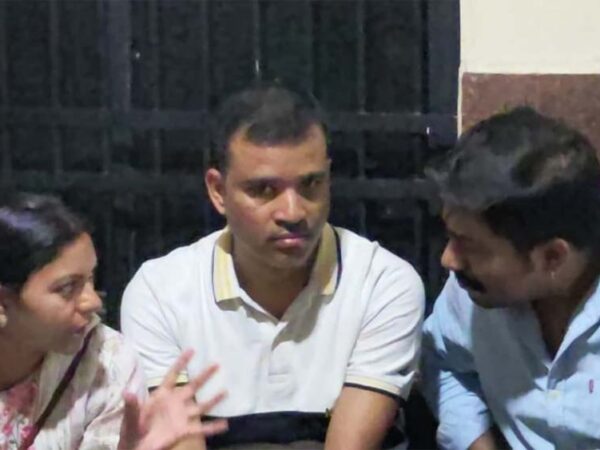 तेंदूपत्ता बोनस घोटाले में EOW-ACB को आखिर क्यों पड़ी कोर्ट की फटकार..? जानिए कौन सी गंभीर प्रशासनिक चूक हुई उजागर…