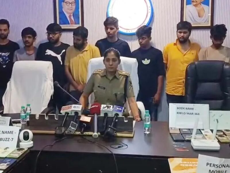 CG Crime : बलौदाबाजार पुलिस ने किया अंतरराज्यीय IPL सट्टा गिरोह का भंडाफोड़, गोवा से चल रहा था नेटवर्क, 15 गिरफ्तार, लाखों के इलेक्ट्रॉनिक गैजेट्स बरामद