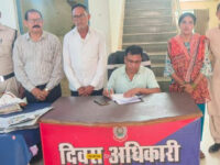 सरकारी नौकरी दिलाने के नाम पर 43 लाख की ठगी करने वालो पर ‘प्रहार’, रूपये लेने वालों के साथ ही देने वाले को भी पुलिस ने किया गिरफ्तार
