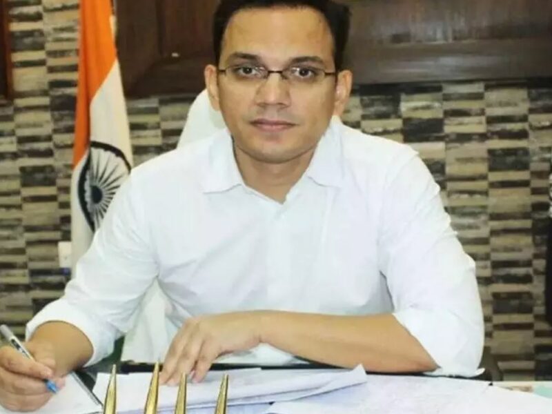 IAS Saurabh Kumar: छत्तीसगढ़ कैडर के आईएएस सौरभ कुमार को केंद्र में मिली पोस्टिंग, बनाए गए डायरेक्टर रेवेन्यू