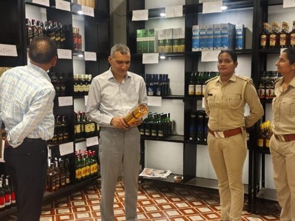 नकली शराब की बिक्री रोकने पर सरकार का फोकस, सारे ब्रांड रखने पर बढ़ेगा राजस्व