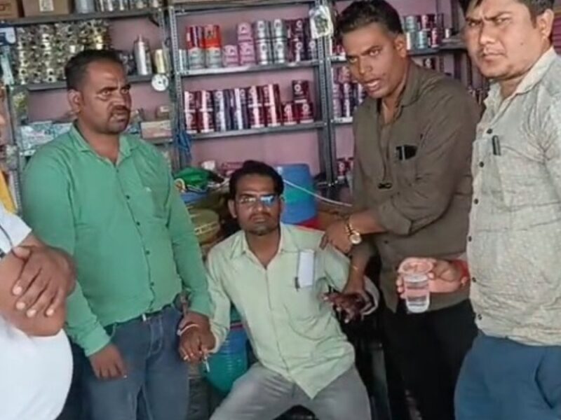 ACB TRAP : स्वास्थ्य विभाग का अकाउंटेंट 54,000 रुपये की रिश्वत लेते पकड़ाया, ढाबे पर रकम के लेनदेन के दौरान टीम ने किया गिरफ्तार…