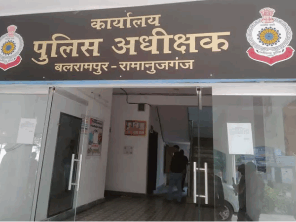 TI suspended: टीआई सहित दो सस्पेंड, FIR के बिना गिरफ्तारी करने पहुंचे थे आसनसोल, 4 लाख रुपए में हुई थी डील