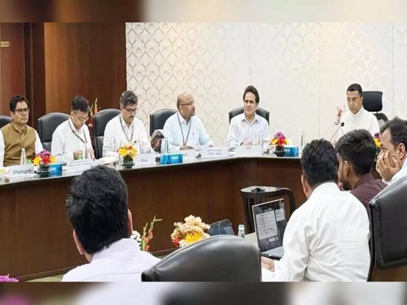 CG News: दिल्ली में जीएसटी राजस्व सुधार के लिए मंत्रियों के समूह की अहम बैठक, छत्तीसगढ़ के वित्त मंत्री ओपी चौधरी ने बोगस पंजीयन और फर्जी बिलों पर सख्त कार्रवाई के दिए सुझाव