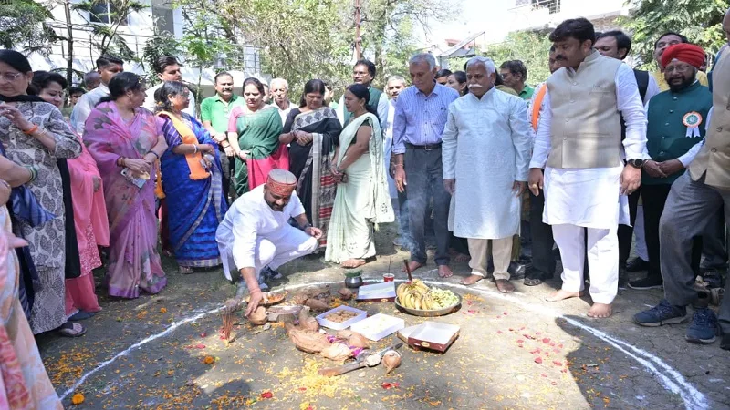 Rajesh Munat and Meenal Choubey Bhoomi Pujan in DD Nagar Raipur