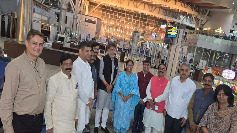 छत्तीसगढ़ भाजपा प्रतिनिधिमंडल मुंबई रवाना - द रूरल प्रेस