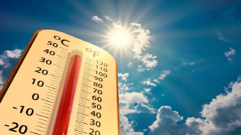CG Weather Update: रायपुर-बिलासपुर वाले सावधान: अगले 2 दिन भीषण लू का अलर्ट, 50 की रफ्तार से चलेंगी हवाएं; मौसम विभाग ने दी ये बड़ी चेतावनी