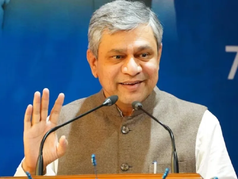 रेल मंत्री अश्विनी वैष्णव ने संसद में रेलवे के लिए ₹2.78 लाख करोड़ के बजट और 200 नई इंटरसिटी ट्रेनों की घोषणा की