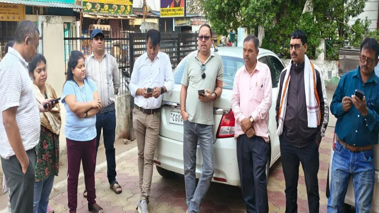 रायपुर जोन 9 कमिश्नर राकेश शर्मा का औचक निरीक्षण