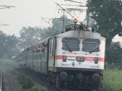 Train Cancellation List: रायपुर-नागपुर रूट की ये ट्रेनें 10-11 को रद्द, यहां देखें लिस्ट