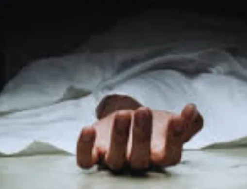 Raipur City Crime: रायपुर के इंद्रप्रस्थ कॉलोनी में लाश मिलने से सनसनी, मौके पर FSL और क्राइम ब्रांच मौजूद