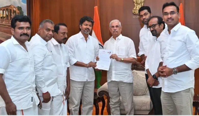 Suspense over Tamil Nadu CM oath: तमिलनाडु में सरकार गठन पर सस्पेंस, TVK प्रमुख विजय को राज्यपाल से नहीं मिली अनुमति,कांग्रेस ने मिलाया हाथ लेकिन वामदलों ने किया किनारा