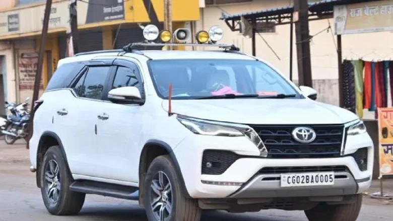 राजस्व मंत्री टंक राम वर्मा ने छोड़ी VIP सुरक्षा