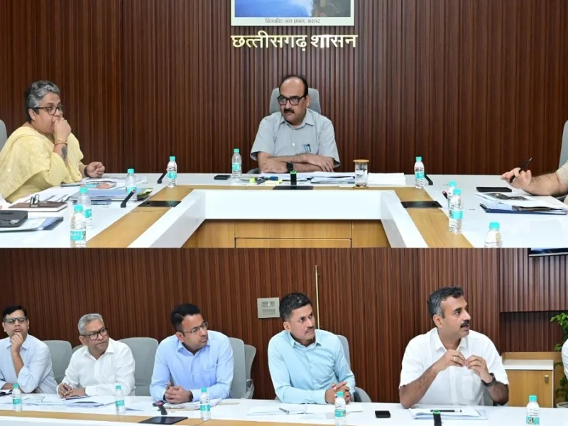मंत्रालय में मुख्य सचिव विकासशील की अध्यक्षता में उच्च स्तरीय बैठक