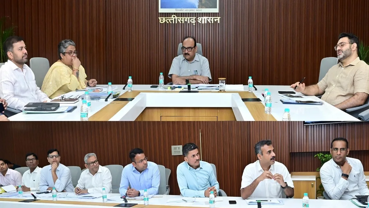 मंत्रालय में मुख्य सचिव विकासशील की अध्यक्षता में उच्च स्तरीय बैठक