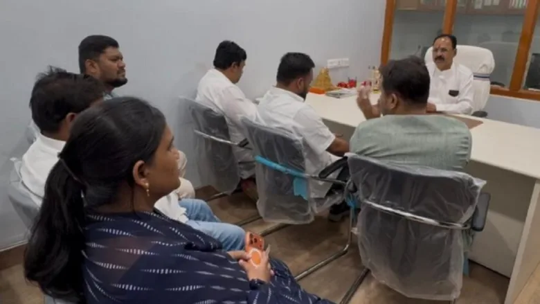 रायपुर नगर निगम जोन 10 के पार्षदों ने अध्यक्ष सचिन मेघानी के खिलाफ खोला मोर्चा