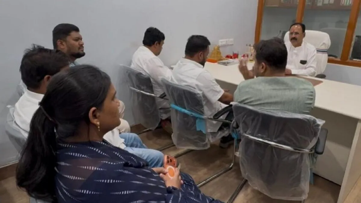 रायपुर नगर निगम जोन 10 के पार्षदों ने अध्यक्ष सचिन मेघानी के खिलाफ खोला मोर्चा