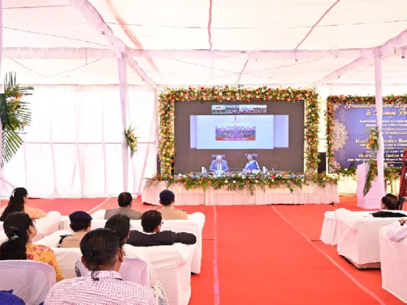 मुख्य न्यायाधीश रमेश सिन्हा ने GPM जिले के लिए नए कोर्ट भवन और आवासों का भूमि पूजन किया।
