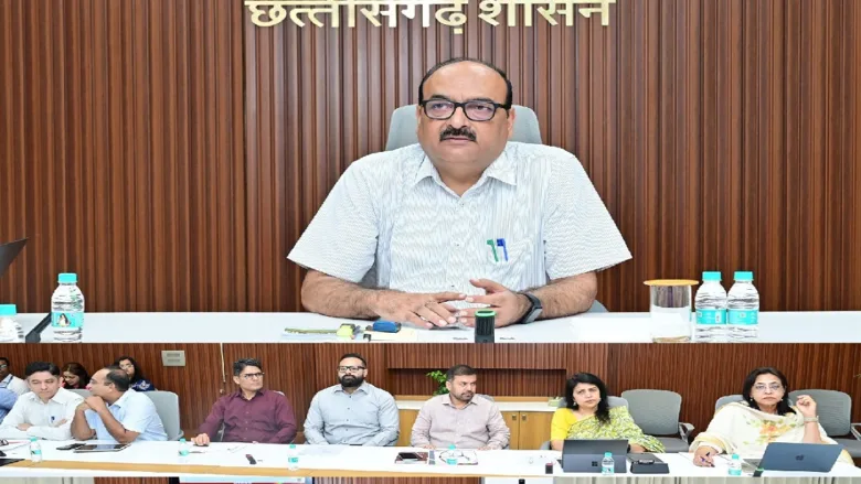 मंत्रालय महानदी भवन में मुख्य सचिव विकासशील की अध्यक्षता में उच्च स्तरीय बैठक