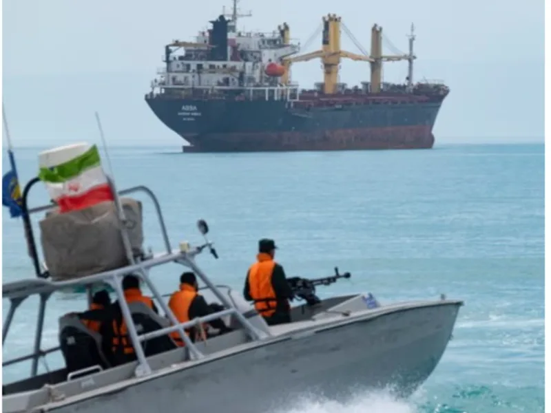 IRAN CLOSES HORMUZ: युद्धविराम के कुछ घंटों बाद ईरान ने फिर बंद कर दिया स्ट्रेट ऑफ होर्मुज, लेबनान पर इजरायली हमले से भड़का ईरान