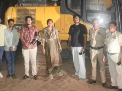 अफसरों ने फोन नहीं उठाया तो आधी रात खुद रेत खदान पहुंच गईं विधायक सावित्री मंडावी, 5 हाइवा-चैन मशीन जब्त