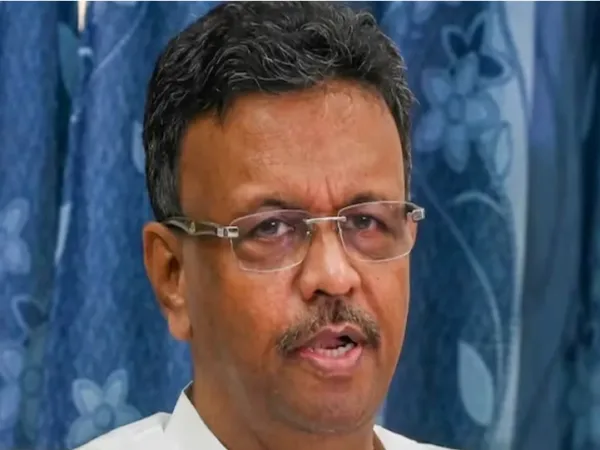 Kolkata Mayor Resigns: ममता बनर्जी के करीबी कोलकाता के मेयर फिरहाद हकीम का इस्तीफा
