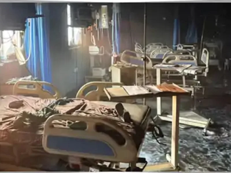 Muzaffarpur Hospital Fire: मुजफ्फरपुर के निजी अस्पताल के ICU में भीषण आग; AC ब्लास्ट से 4 मरीजों की मौत, खिड़की तोड़कर निकाले गए लोग