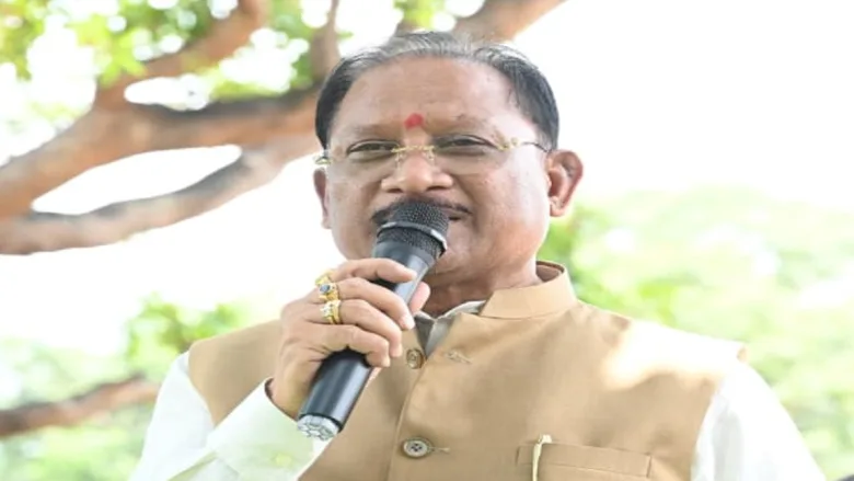 मुख्यमंत्री साय ने बच्चों से मन लगाकर पढ़ाई करने का किया आह्वान