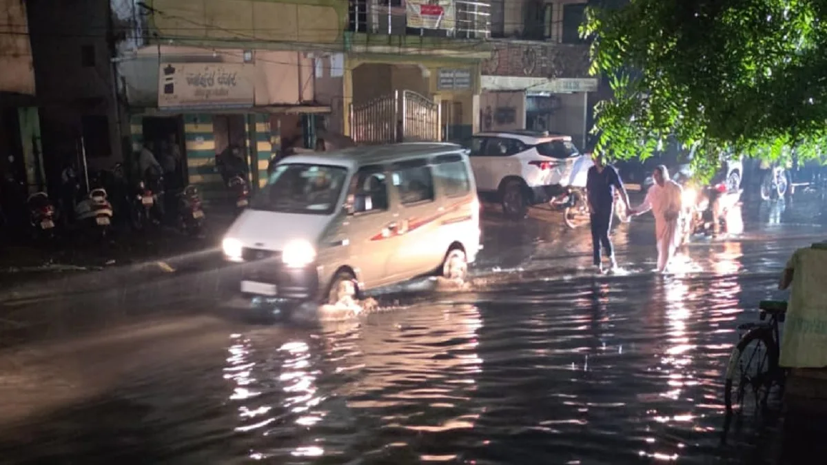 रायपुर में मानसून से पहले ही डूबे वार्ड