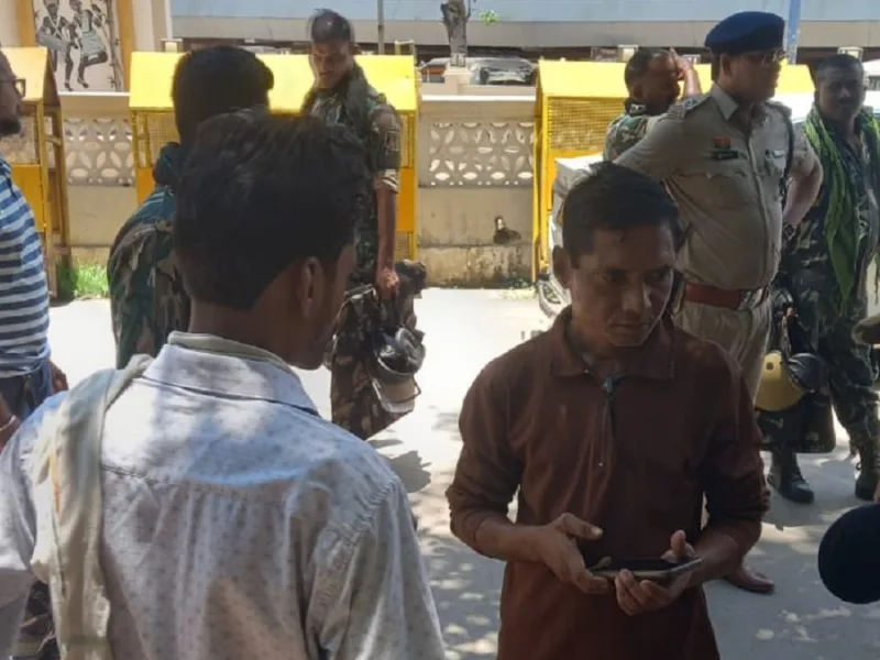 नक्सल पीड़ित परिवार का बड़ा सवाल: ‘शहादत देने वालों को कब मिलेगा न्याय?’, डॉ. रमन सिंह से लगाई गुहार