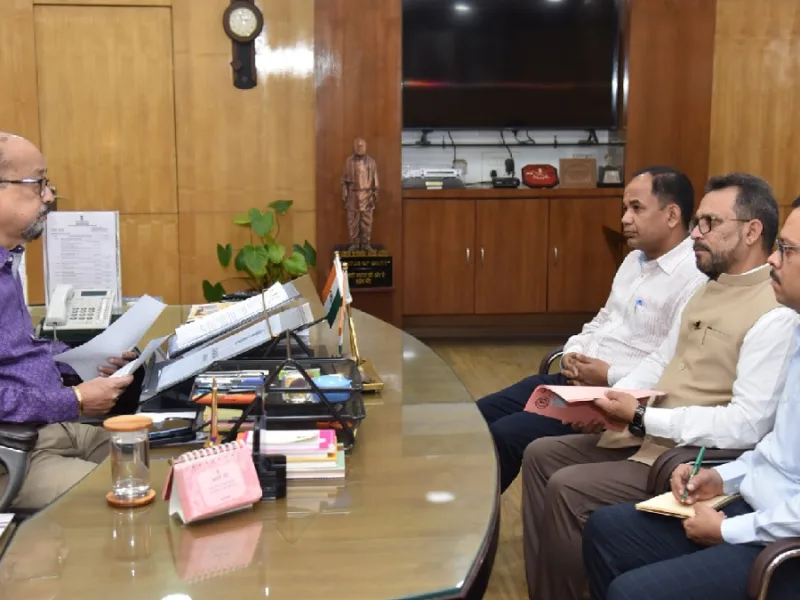 क्या छत्तीसगढ़ के शहरों में घुट रहा है पेड़ों का दम? राज्यपाल का बड़ा फैसला, दिए कड़े निर्देश!