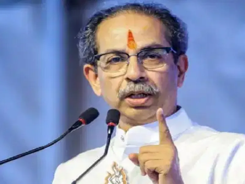 उद्धव गुट में बगावत