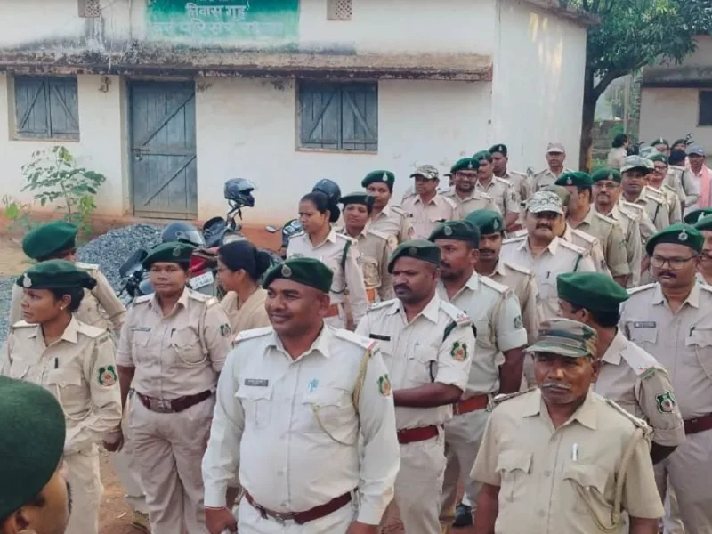 जंगलों में वन विभाग की ‘सर्जिकल स्ट्राइक’ जैसी तैयारी, तस्करों में मचा हड़कंप