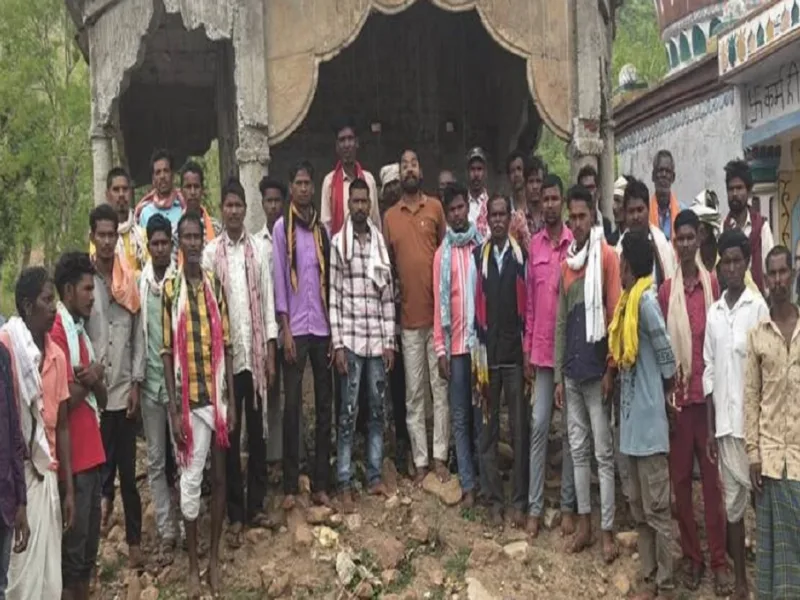 कबीरधाम में बैगा समाज ने शादी में DJ और शराब पर प्रतिबंध लगाया।