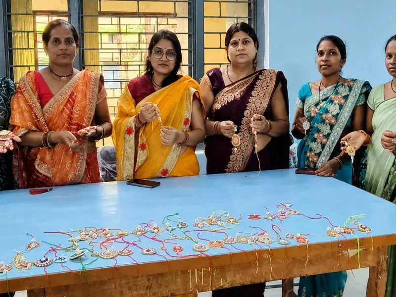 Raksha Bandhan 2026: रक्षाबंधन पर विष्णु भोग चावल की राखियां बनेंगी छत्तीसगढ़ की नई पहचान