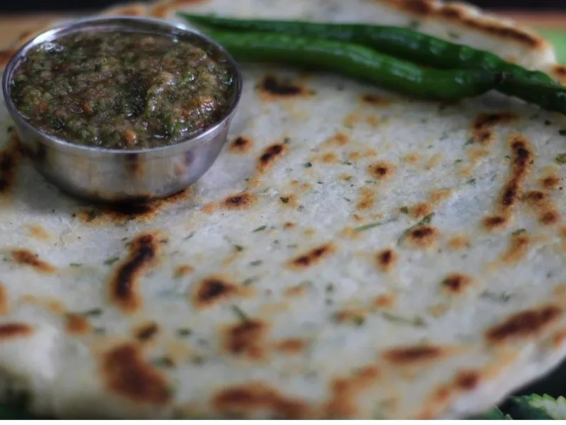 Chhattisgarh Traditional Food: छत्तीसगढ़ की पारंपरिक अंगाकर रोटी, जानिए बनाने का अनोखा तरीका और इसका स्वाद