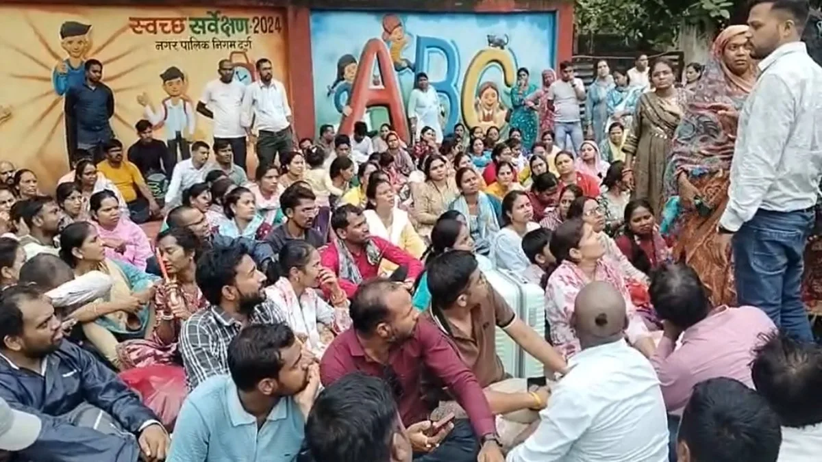 Chhattisgarh guest teachers end 23-day strike after government assurance