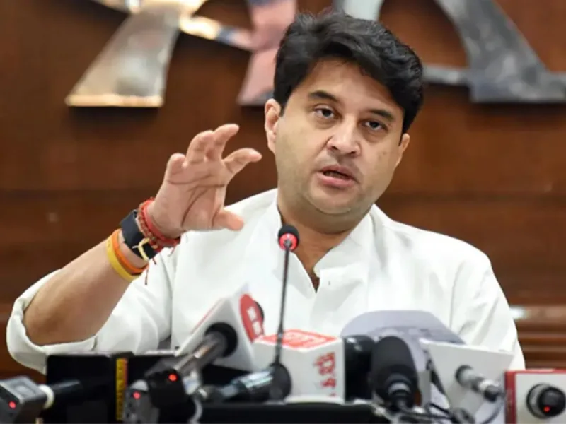 Datia By-election: नरोत्तम मिश्रा का टिकट कटने के बाद बीजेपी का बड़ा दांव, सिंधिया को बनाया चुनाव प्रभारी
