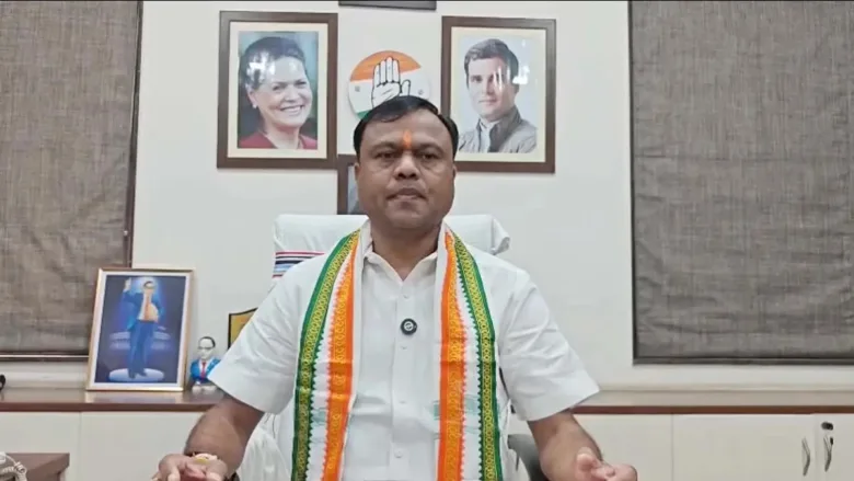 Deepak Baij reacts to Dharmendra Pradhan resignation during press briefing