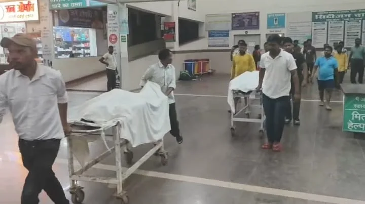 Lightning claims lives of 3 villagers